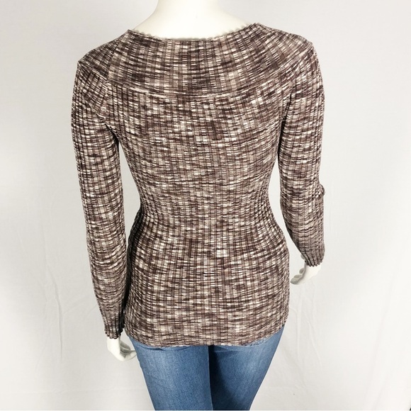 🤎 Love By Design Slim-Fit Brown Stretch Sweater | Size Medium🤎 - Picture 7 of 7